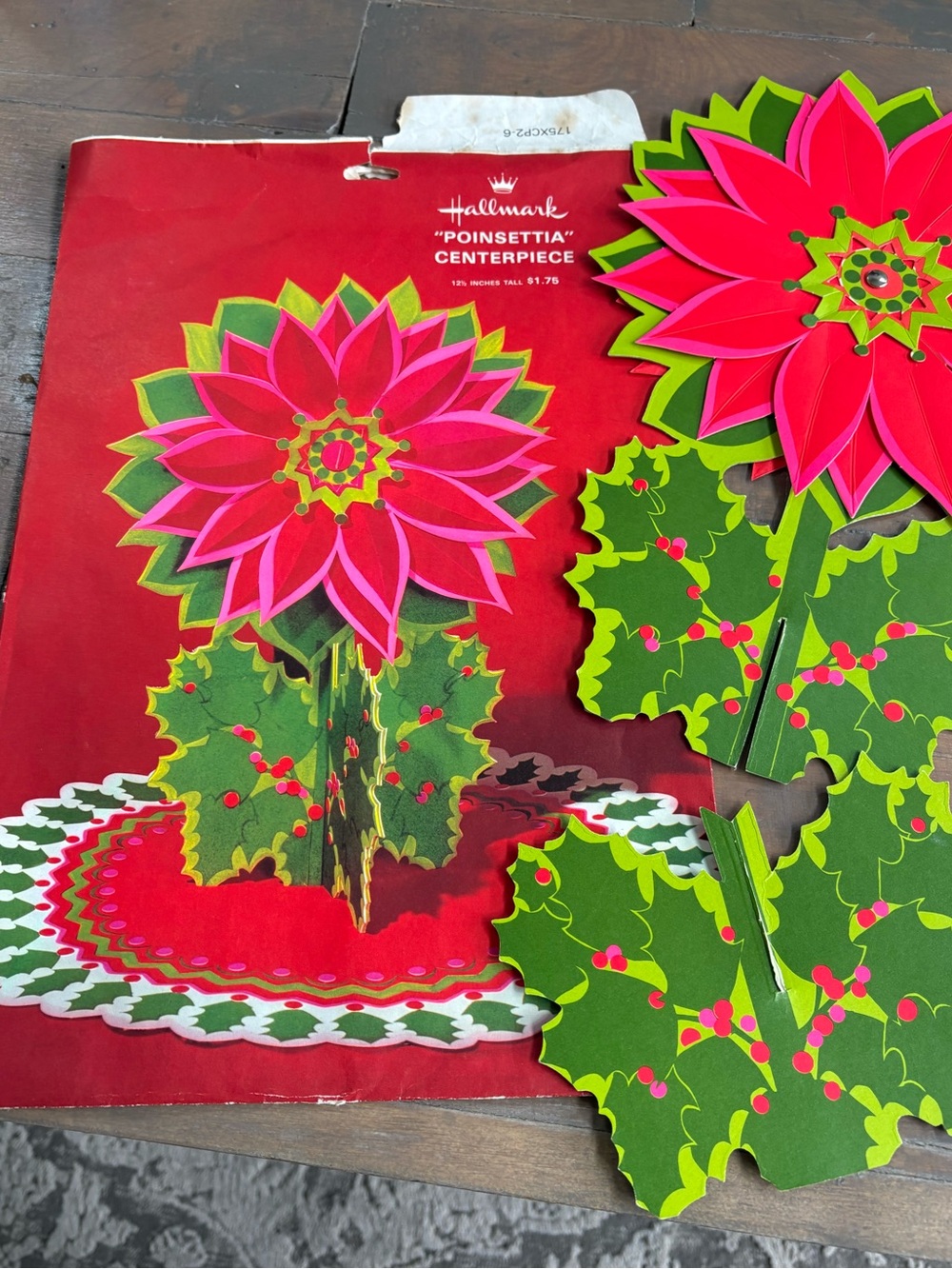 Hallmark Pink & Green Poinsettia Centerpiece Kit 1970